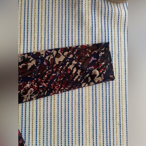 VERTIGO PARIS Women's Dress Size XS Wrap Printed Multicolored  Long Sleeve - Picture 7 of 9